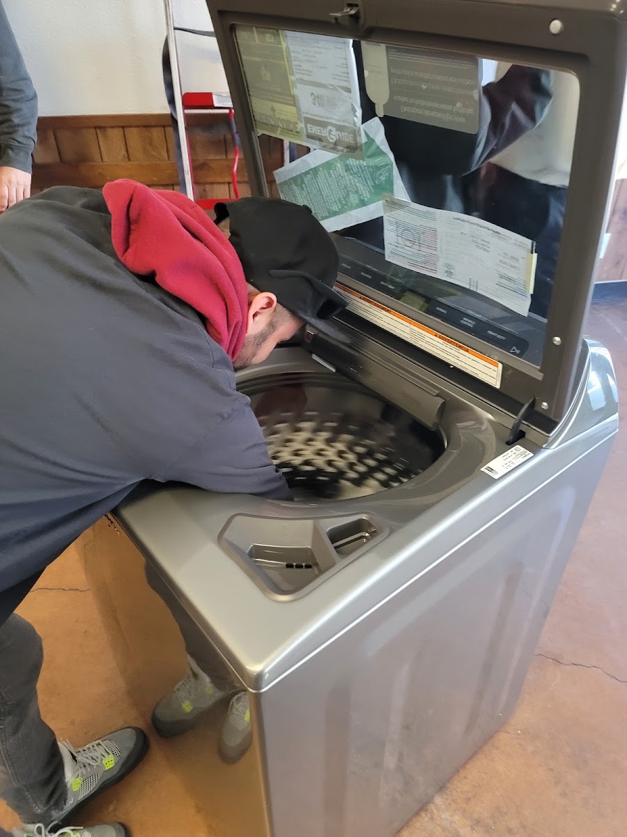 North Bay Appliance Repair on the job in Santa Rosa, CA